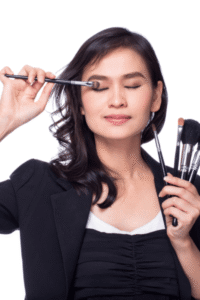what is a kabuki brush used for