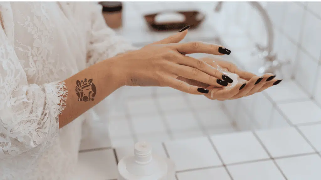 women is preparing herself to cleanse her face with gel cleanser to use anti aging device