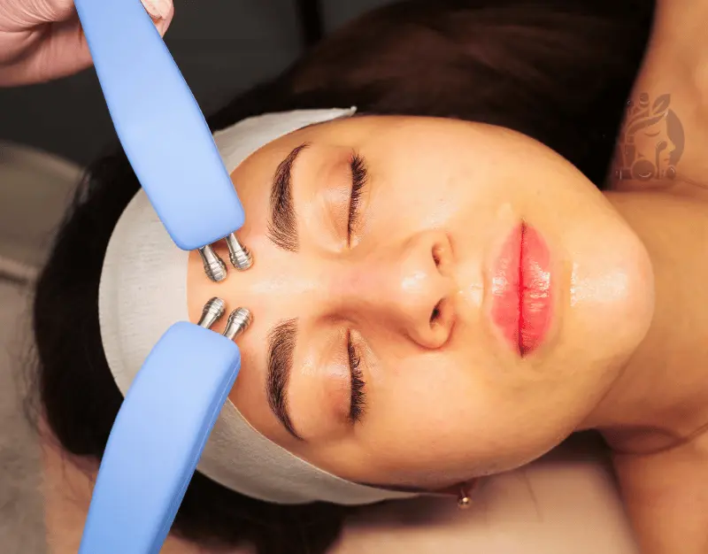microcurrent facial spa