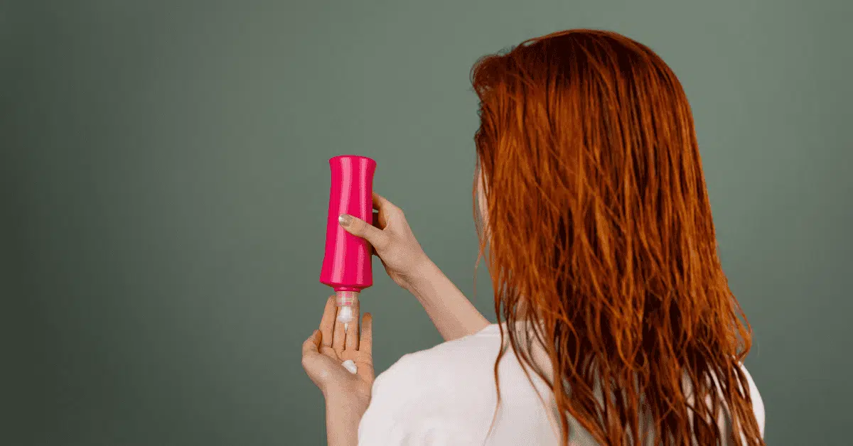 Best Leave-In Conditioners for Wavy Hair (2026 Guide to Soft, Defined Waves)